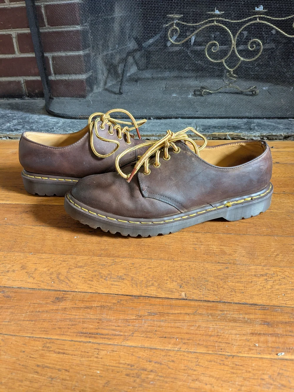 1990s Made in England Dr. Martens 1461s in Brown Leather